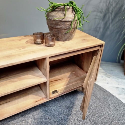 bibi tv kast 150 zij