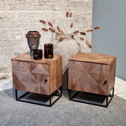 Mango houten meubels 3 nachtkastje jasmin